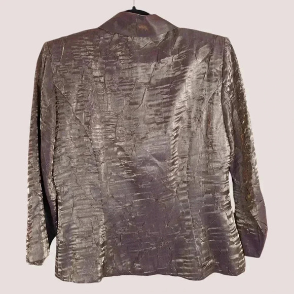 V. Oblique Duo Tone Sheen Blazer - Picture 5 of 7